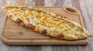 Peynirli Pide